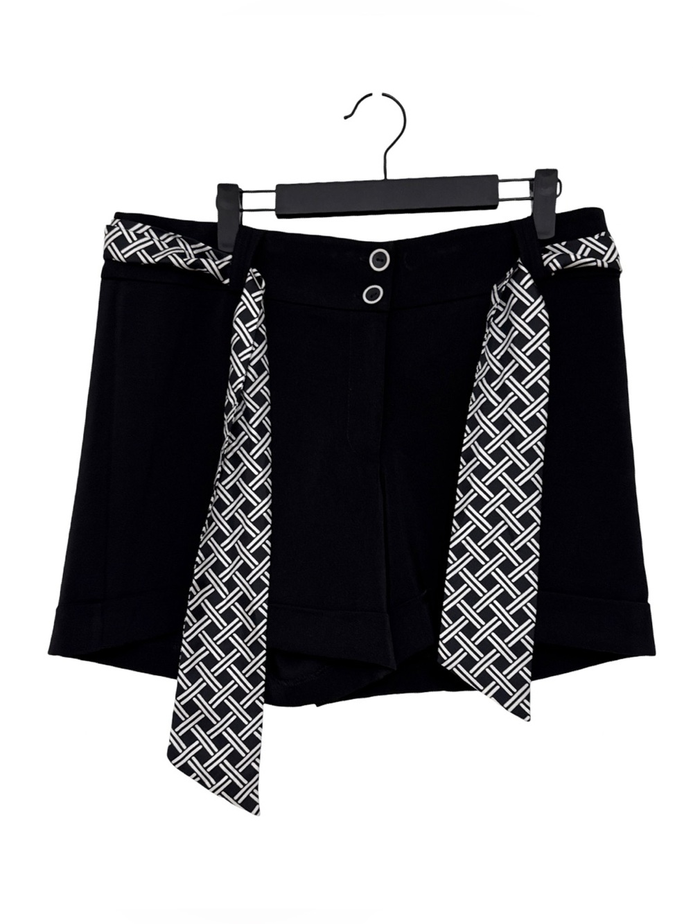 White House Black Market Black Tailored Shorts with 100% Silk Sash Women’s 10